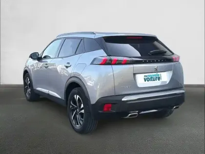 Photo 6 Peugeot 2008  PureTech 130 S&S EAT8
