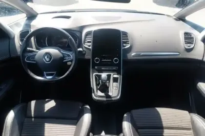 Photo 8 Renault Scenic  Blue dCi 150