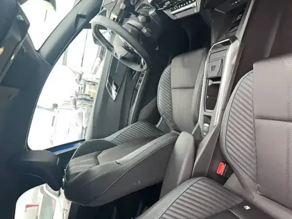 Photo 8 Renault Clio  E-Tech full hybrid 160 ch