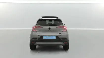 Photo 19 Renault Captur  E-Tech full hybrid 145 ch