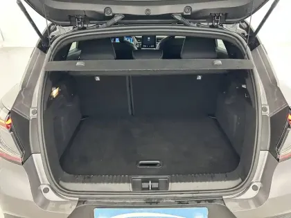 Photo 33 Renault Captur  E-Tech full hybrid 145 ch