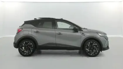 Photo 21 Renault Captur  E-Tech full hybrid 145 ch