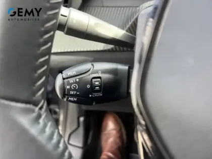 Photo 17 Peugeot 208  PureTech 100 S&S BVM6
