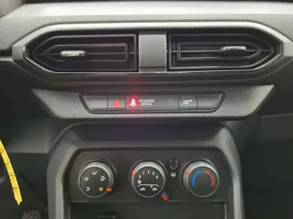 Photo 34 Dacia Sandero  SCe 65
