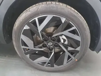 Photo 15 Renault Arkana  E-Tech full hybrid 145 GSR2