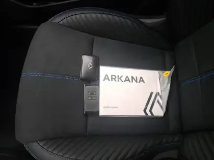 Photo 41 Renault Arkana  E-Tech full hybrid 145 GSR2