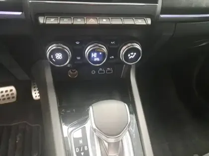 Photo 36 Renault Arkana  E-Tech full hybrid 145 GSR2