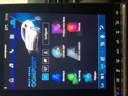 Photo 22 Renault Symbioz  E-Tech full hybrid 145