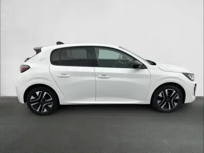 Photo 31 Peugeot 208  Hybrid 100 e-DCS6