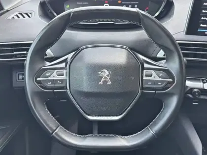 Photo 8 Peugeot 3008  Puretech 130ch S&S BVM6