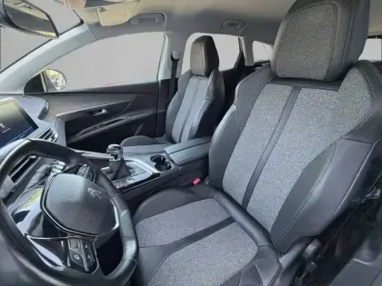 Photo 10 Peugeot 3008  Puretech 130ch S&S BVM6