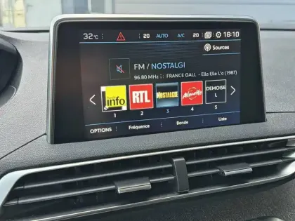 Photo 14 Peugeot 3008  Puretech 130ch S&S BVM6