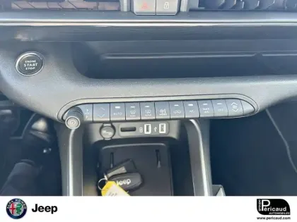 Photo 12 Jeep Avenger  1.2 Turbo T3 100 ch