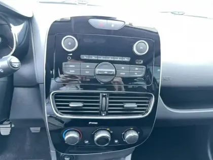 Photo 19 Renault Clio  1.2 16V 75