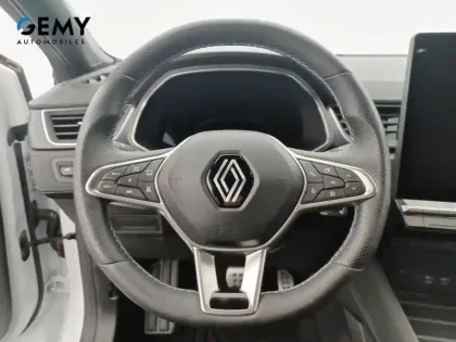 Photo 12 Renault Captur  E-Tech full hybrid 145 ch