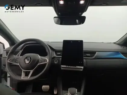 Photo 7 Renault Captur  E-Tech full hybrid 145 ch