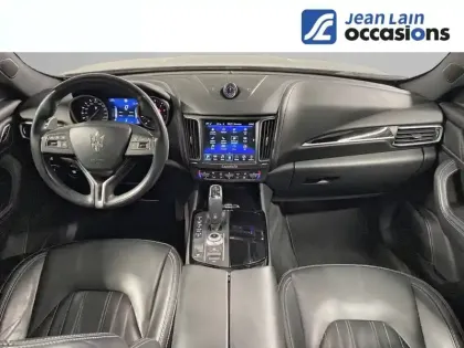 Photo 17 Maserati Levante  3.0 V6 Bi-Turbo 350 Q4