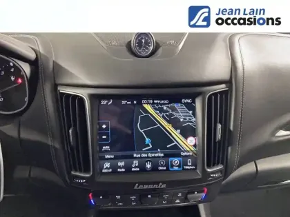 Photo 14 Maserati Levante  3.0 V6 Bi-Turbo 350 Q4