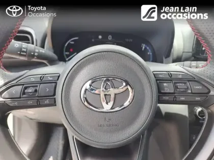 Photo 12 Toyota Yaris  Cross Hybride 116h 2WD