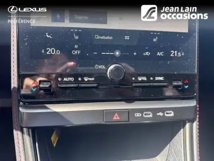 Photo 13 Lexus Lbx  2WD