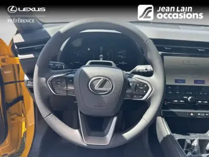 Photo 11 Lexus Lbx  2WD