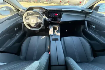 Photo 10 Peugeot 308  SW BlueHDi 130ch S&S EAT8