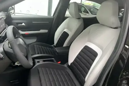 Photo 9 Citroën C3 Aircross  Hybride 145 ch Aut