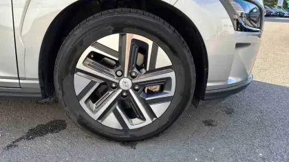 Photo 51 Hyundai Kona  Electrique 64 kWh - 204 ch