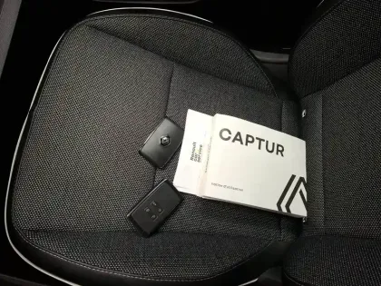 Photo 40 Renault Captur  E-Tech full hybrid 145