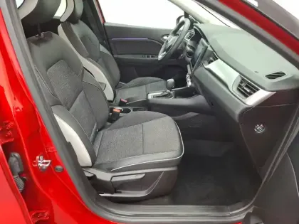 Photo 23 Renault Captur  E-Tech full hybrid 145