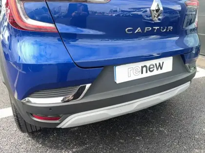 Photo 16 Renault Captur  mild hybrid 140