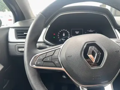 Photo 31 Renault Captur  mild hybrid 140