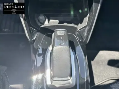 Photo 13 Peugeot 2008  Electrique 136 ch