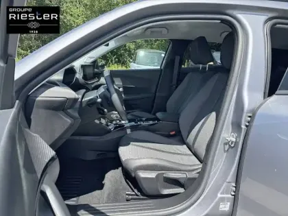 Photo 10 Peugeot 2008  Electrique 136 ch