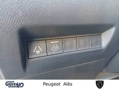 Photo 15 Peugeot 2008  Electrique 136 ch