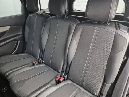 Photo 24 Peugeot 5008  PureTech 130ch S&S EAT8