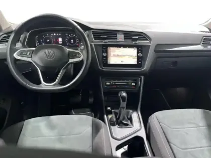 Photo 7 Volkswagen Tiguan 2.0 TDI 150ch DSG7 Elegance