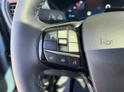 Photo 16 Ford Kuga 2.5 Duratec 180ch Hybrid FlexiFuel BlueCruise Edition Powershift