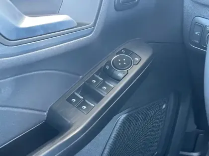 Photo 5 Ford Kuga 2.5 Duratec 180ch Hybrid FlexiFuel BlueCruise Edition Powershift