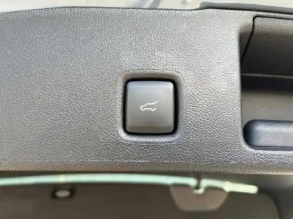 Photo 18 Ford Kuga 2.5 Duratec 180ch Hybrid FlexiFuel BlueCruise Edition Powershift