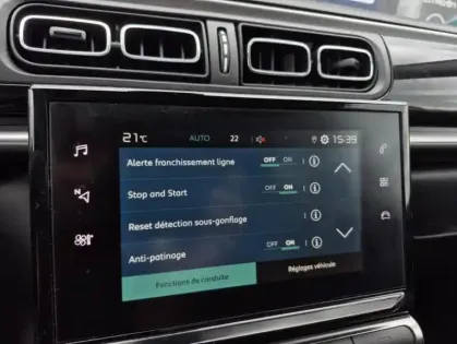 Photo 8 Citroën C3 III PureTech 83 S&S BVM Shine