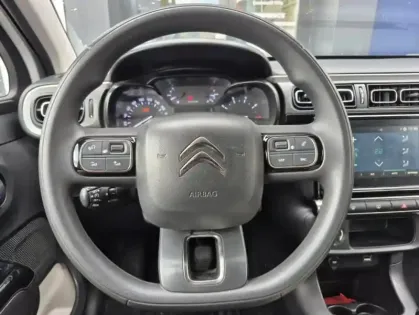 Photo 10 Citroën C3 III PureTech 83 S&S BVM Shine