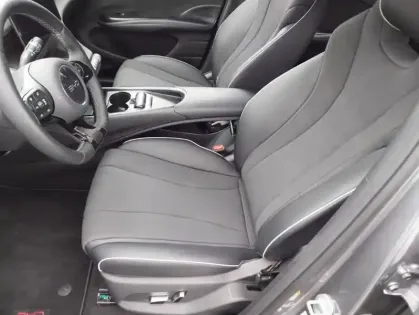 Photo 8 BYD Dolphin 60,4 kWh 204 ch Comfort 5p