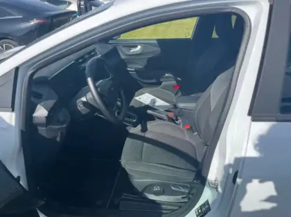 Photo 9 Ford Puma 1.0 EcoBoost Hybrid 125ch Titanium S&S Powershift