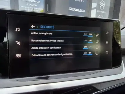 Photo 9 Peugeot 208 II PureTech 75 S&S Active Business