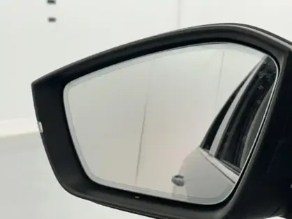Photo 59 Skoda Kamiq 1.5 TSI 150ch Style DSG7 + Toit ouvrant