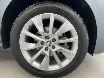 Photo 46 Skoda Kamiq 1.5 TSI 150ch Style DSG7 + Toit ouvrant