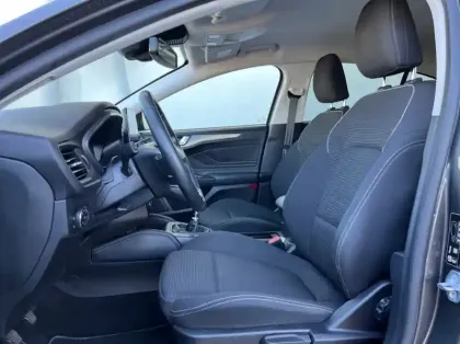 Photo 9 Ford Focus 1.0 EcoBoost 125ch mHEV Titanium X
