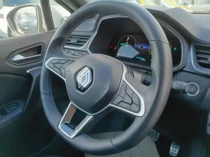 Photo 14 Renault Captur E-Tech full hybrid 145 ch esprit Alpine 5p