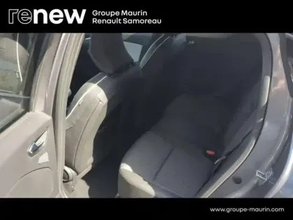Photo 9 Renault Clio  1.6 E-Tech hybride 145ch Techno